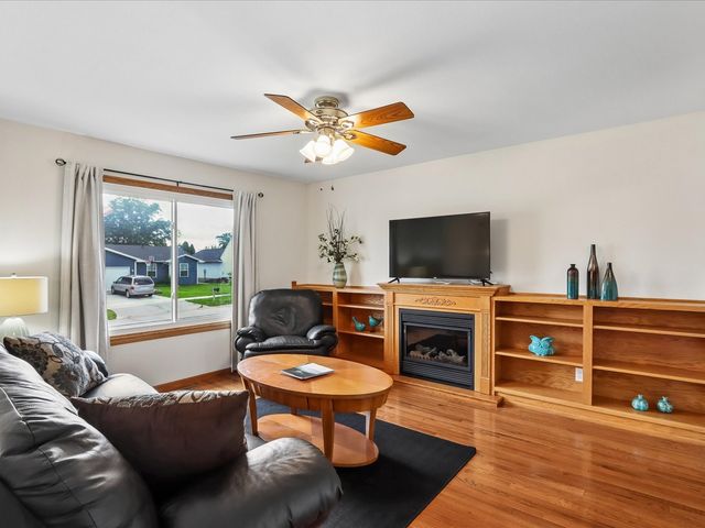3612 King Drive SW, Cedar Rapids, IA 52404