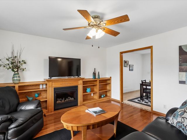 3612 King Drive SW, Cedar Rapids, IA 52404