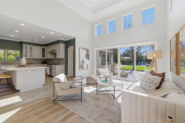 1054 Longfellow Avenue, Campbell, CA 95008