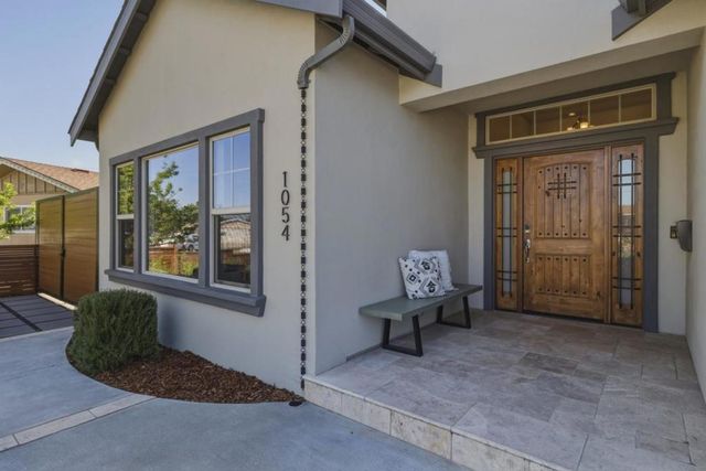 1054 Longfellow Avenue, Campbell, CA 95008