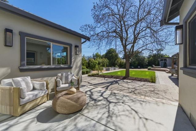 1054 Longfellow Avenue, Campbell, CA 95008