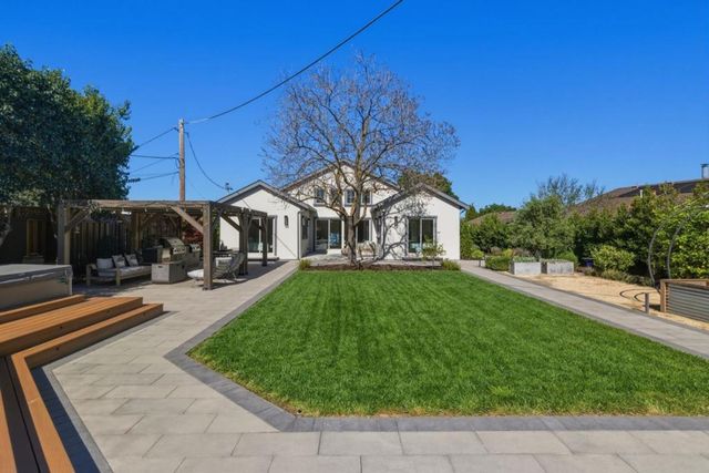 1054 Longfellow Avenue, Campbell, CA 95008