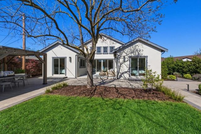 1054 Longfellow Avenue, Campbell, CA 95008