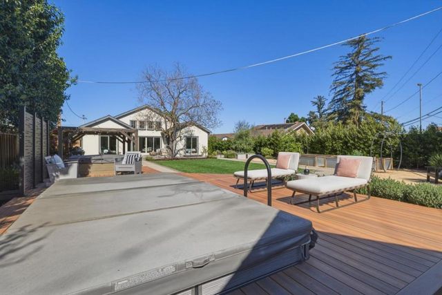 1054 Longfellow Avenue, Campbell, CA 95008