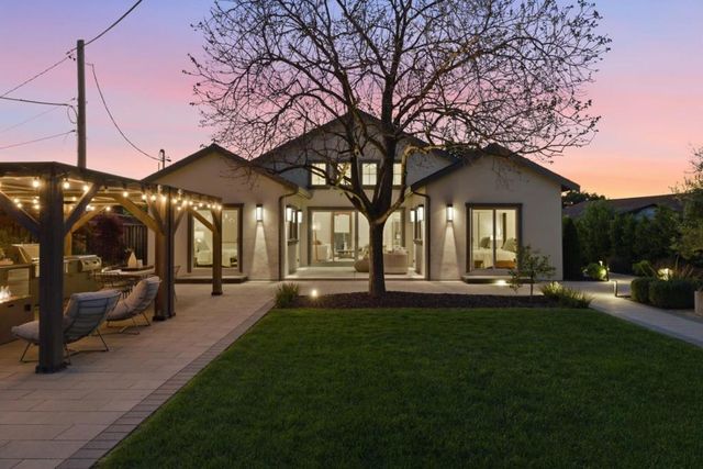 1054 Longfellow Avenue, Campbell, CA 95008