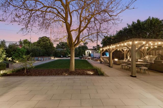 1054 Longfellow Avenue, Campbell, CA 95008