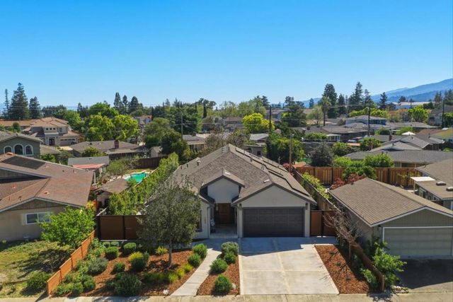 1054 Longfellow Avenue, Campbell, CA 95008