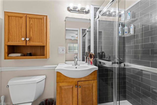 47121 Barbara Road, Macomb Twp, MI 48044