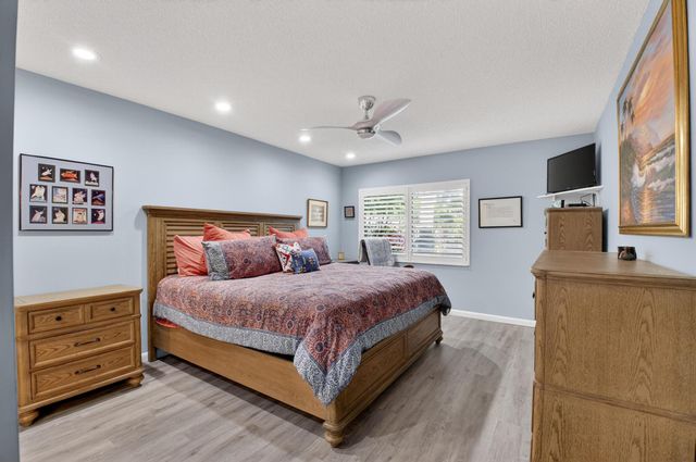 8188 Sweetbriar Way, Boca Raton, FL 33496