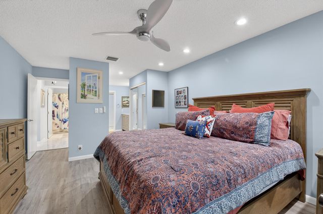 8188 Sweetbriar Way, Boca Raton, FL 33496