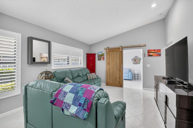 8188 Sweetbriar Way, Boca Raton, FL 33496