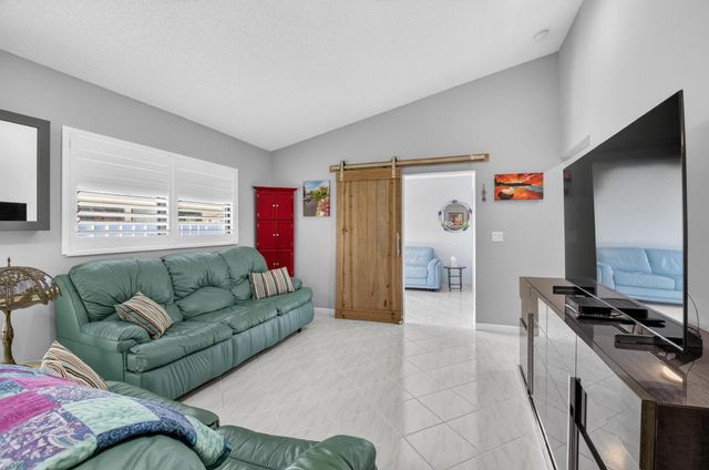 8188 Sweetbriar Way, Boca Raton, FL 33496