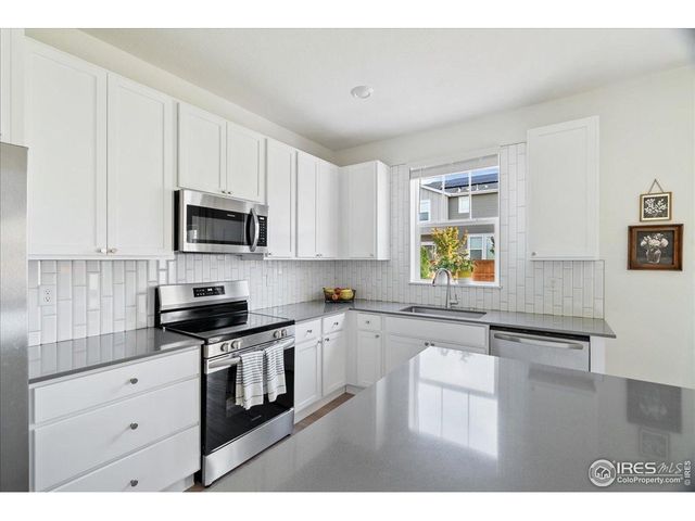 5572 Mare Ln, Timnath, CO 80547