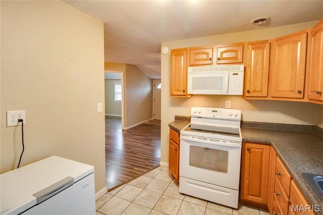 202 Truman Street, Bethalto, IL 62010