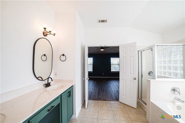 119 W Running Wolf Trail, Harker Heights, TX 76548