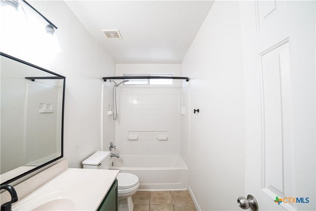 119 W Running Wolf Trail, Harker Heights, TX 76548