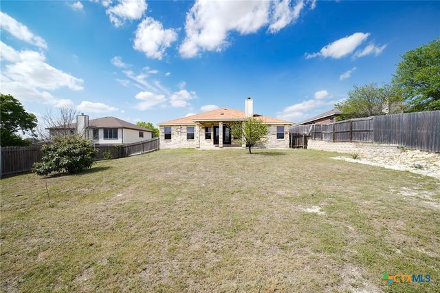 119 W Running Wolf Trail, Harker Heights, TX 76548