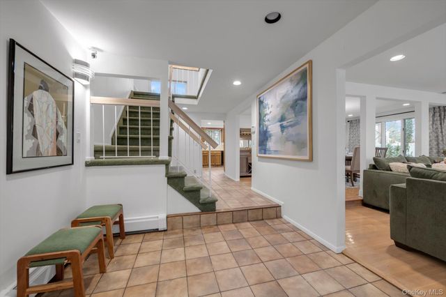 2 Joan Court, Woodbury, NY 11797