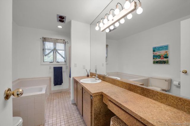 2 Joan Court, Woodbury, NY 11797