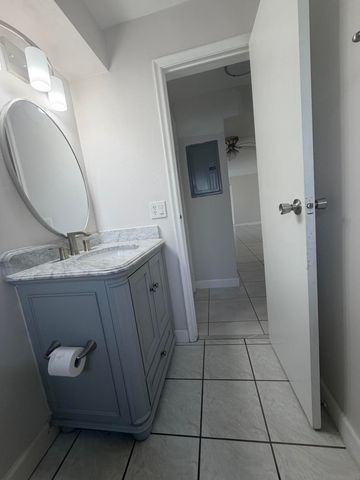 6691 NW 30th Street, Sunrise, FL 33313