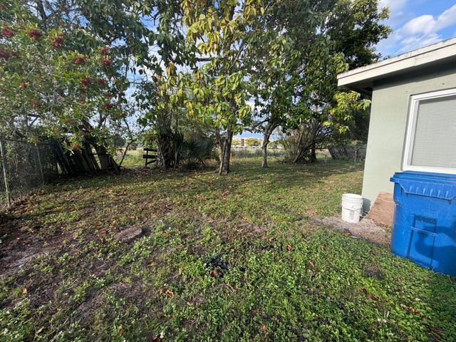 6691 NW 30th Street, Sunrise, FL 33313