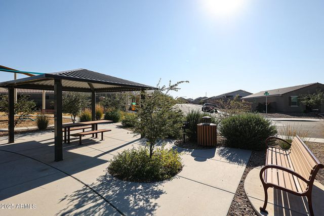 4176 W Brenley Drive, San Tan Valley, AZ 85144