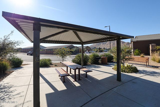 4176 W Brenley Drive, San Tan Valley, AZ 85144