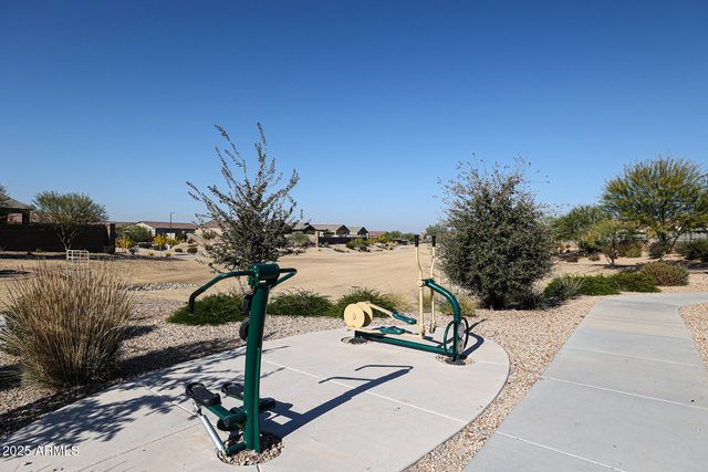 4176 W Brenley Drive, San Tan Valley, AZ 85144