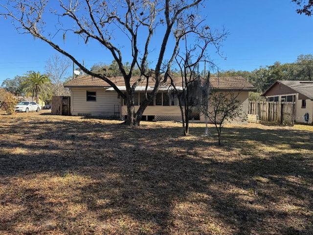 1412 N GARFIELD AVENUE, Deland, FL 32724