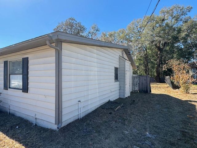 1412 N GARFIELD AVENUE, Deland, FL 32724