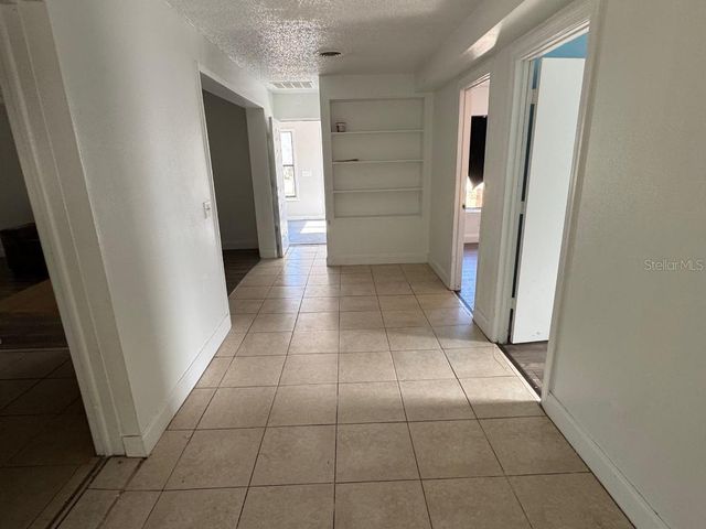 1412 N GARFIELD AVENUE, Deland, FL 32724