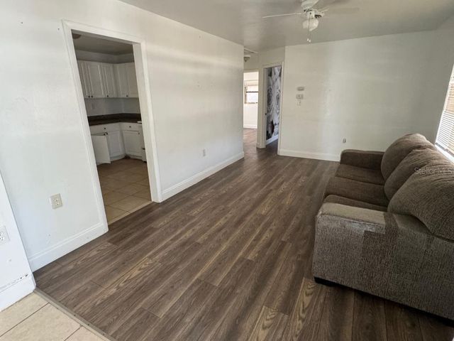 1412 N GARFIELD AVENUE, Deland, FL 32724