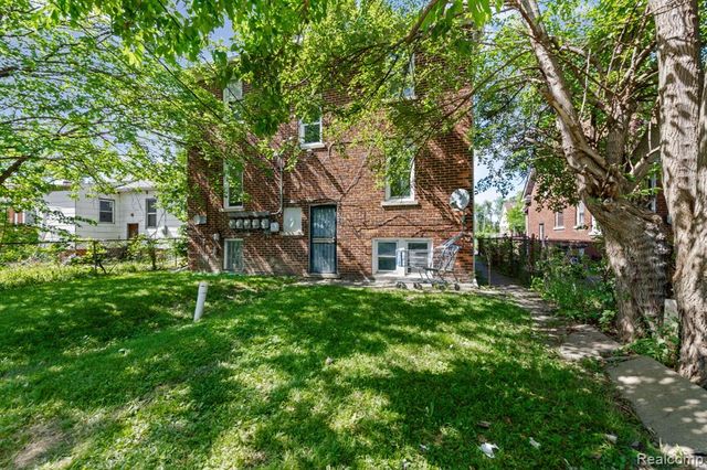 14422 Maddelein Street, Detroit, MI 48205