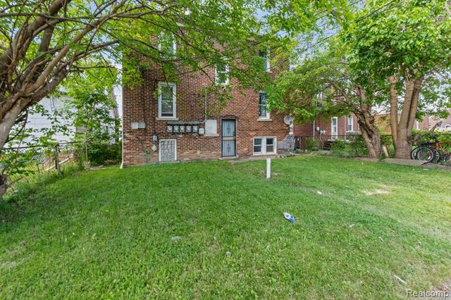 14422 Maddelein Street, Detroit, MI 48205
