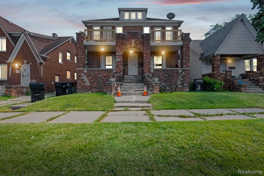 14422 Maddelein Street, Detroit, MI 48205