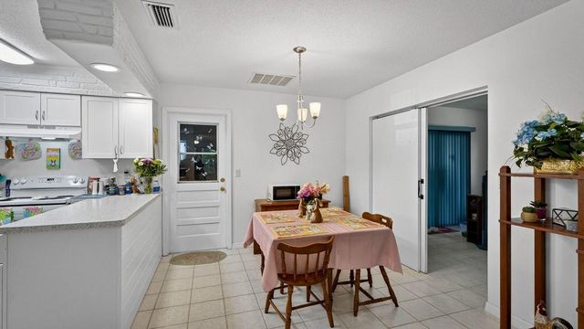 2217 GREEN STREET, South Daytona, FL 32119