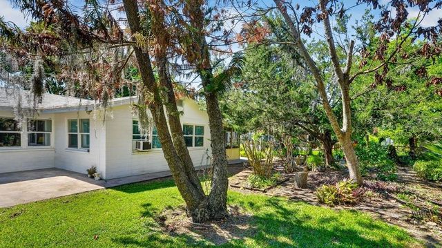 2217 GREEN STREET, South Daytona, FL 32119