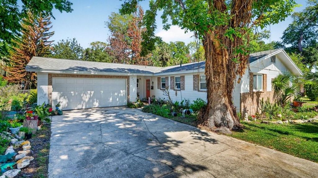 2217 GREEN STREET, South Daytona, FL 32119