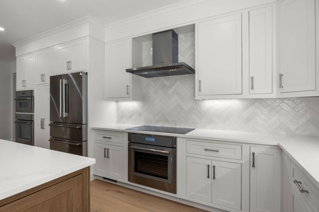 6 Village Drive, East Sandwich, MA 02537