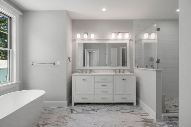 6 Village Drive, East Sandwich, MA 02537
