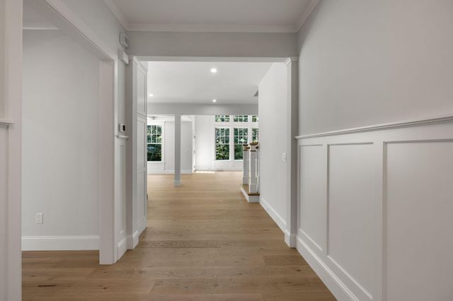 6 Village Drive, East Sandwich, MA 02537