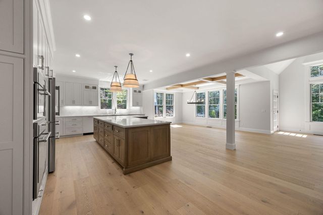 6 Village Drive, East Sandwich, MA 02537