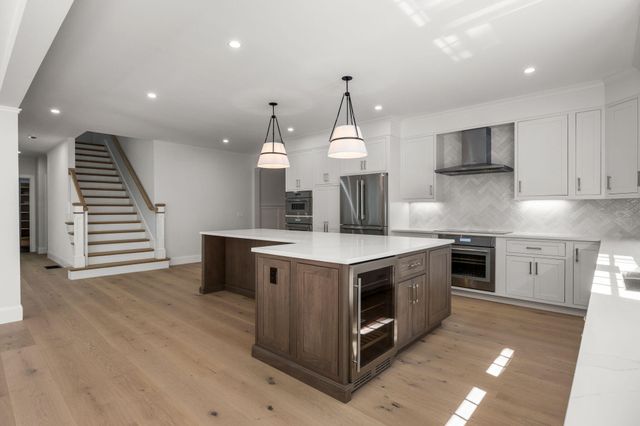 6 Village Drive, East Sandwich, MA 02537