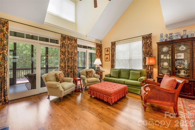 50 Meadow Village Lane, Asheville, NC 28803