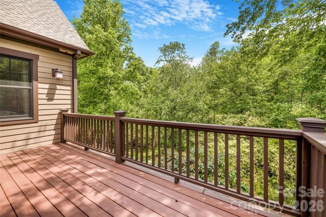 50 Meadow Village Lane, Asheville, NC 28803