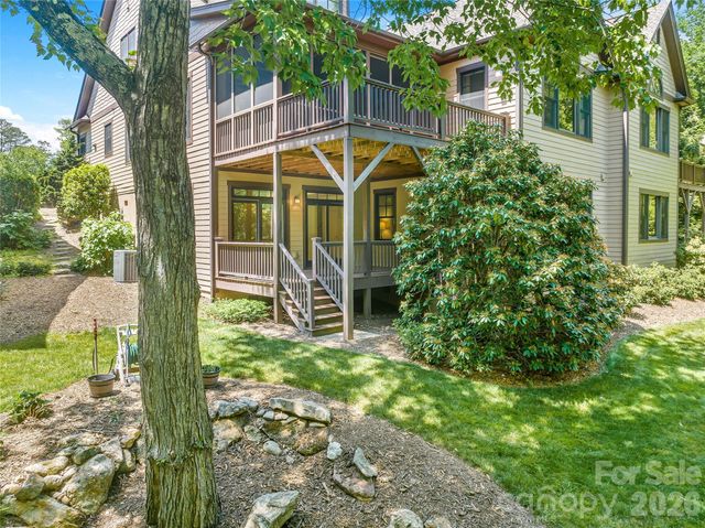 50 Meadow Village Lane, Asheville, NC 28803