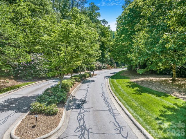 50 Meadow Village Lane, Asheville, NC 28803