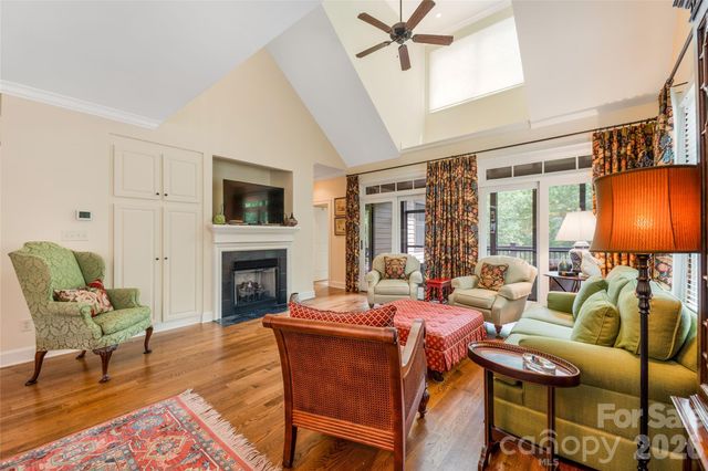 50 Meadow Village Lane, Asheville, NC 28803