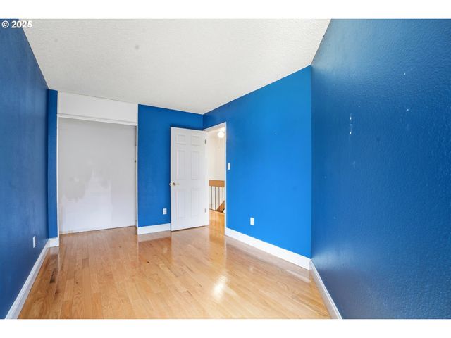 1718 Nw MIDLAKE Ln, Beaverton, OR 97006