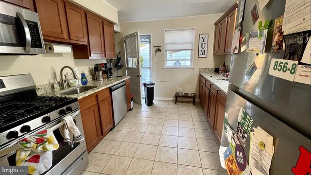 21 OVERBROOK AVE, Maple Shade, NJ 08052